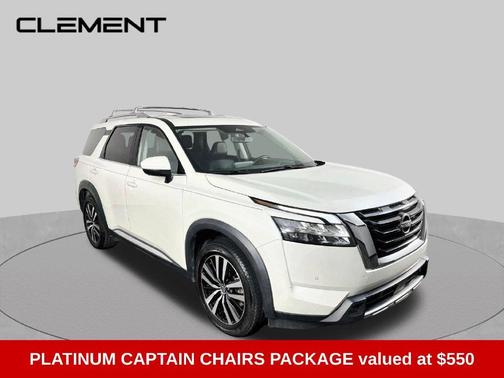 White 2023 Nissan Pathfinder Platinum
