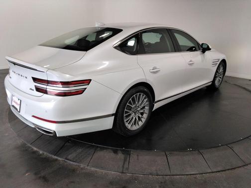 2023 Genesis G80 2.5T