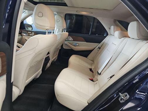 2021 Mercedes-Benz GLE 350 Base 4MATIC