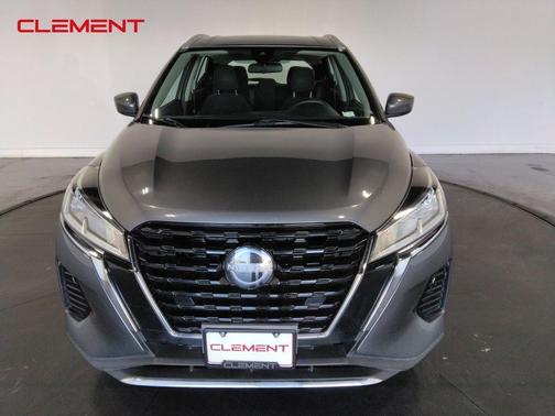 2022 Nissan Kicks SV