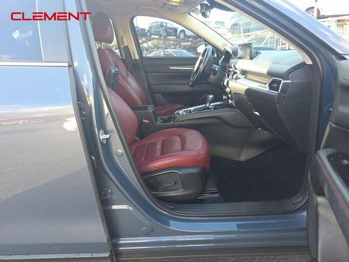 2023 Mazda CX-5 Carbon Edition