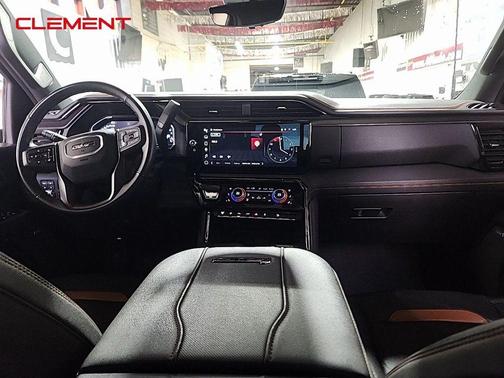 2024 GMC Sierra 2500 AT4