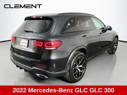Graphite Gray Metallic 2022 Mercedes-Benz GLC 300 Base 4MATIC