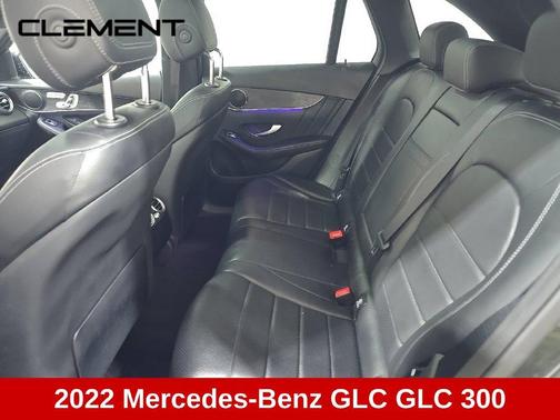 Graphite Gray Metallic 2022 Mercedes-Benz GLC 300 Base 4MATIC
