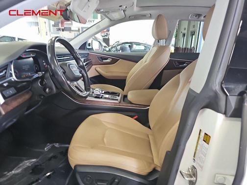 2020 Audi Q8 55 Premium Plus