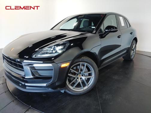 2022 Porsche Macan Base