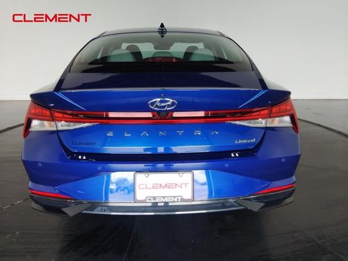 2022 Hyundai ELANTRA Limited
