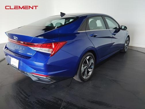 2022 Hyundai ELANTRA Limited
