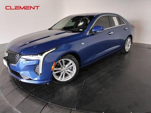 2023 Cadillac CT4 Luxury