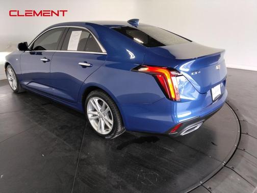 2023 Cadillac CT4 Luxury