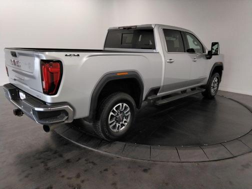 2022 GMC Sierra 2500 SLT