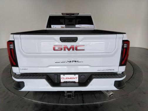 2025 GMC Sierra 2500 Denali