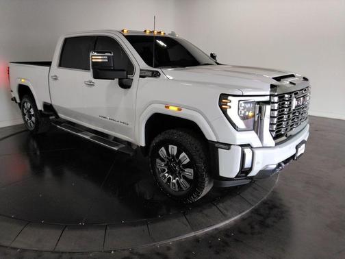 2025 GMC Sierra 2500 Denali
