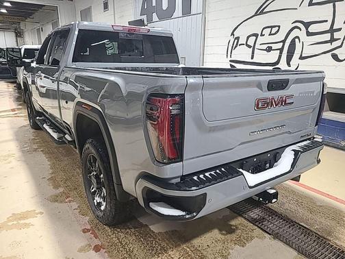 2024 GMC Sierra 2500 AT4