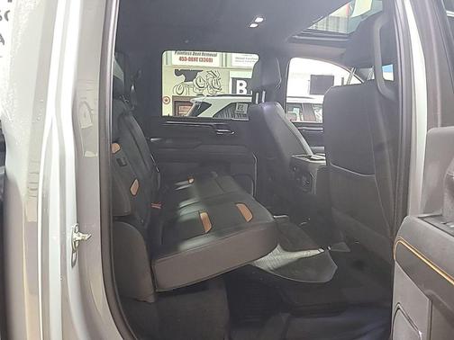 2024 GMC Sierra 2500 AT4