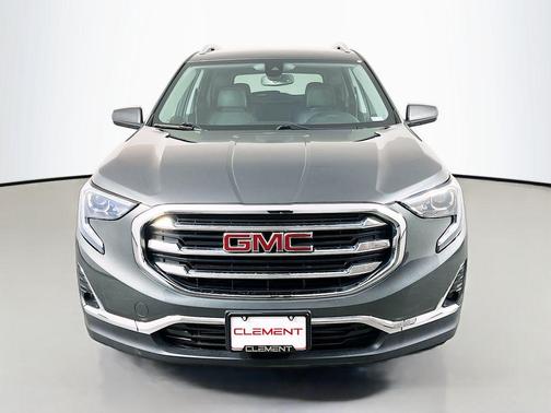 Graphite Gray Metallic 2021 GMC Terrain SLT