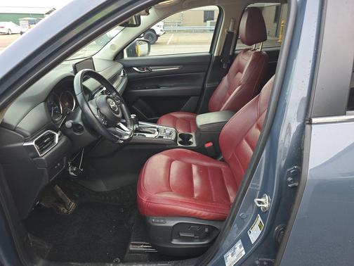 2023 Mazda CX-5 Carbon Edition