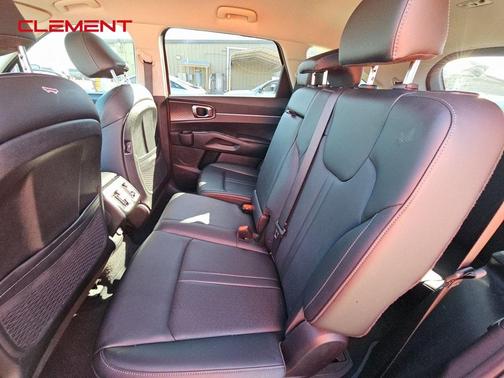 2023 Kia Sorento S
