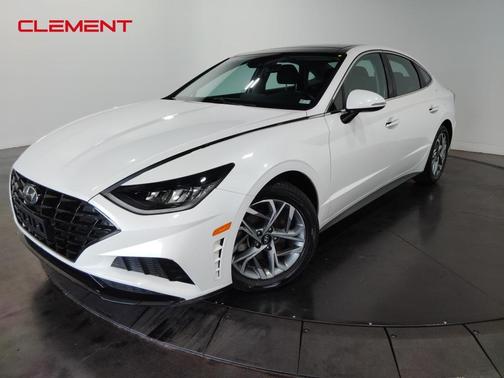 2022 Hyundai SONATA SEL