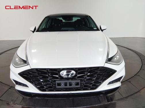 2022 Hyundai SONATA SEL