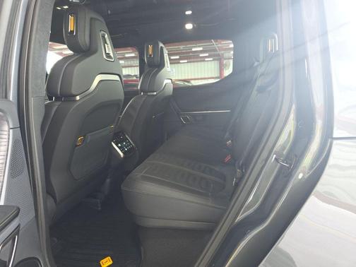 El Cap Granite 2023 Rivian R1T Adventure Quad Motor Large Pack