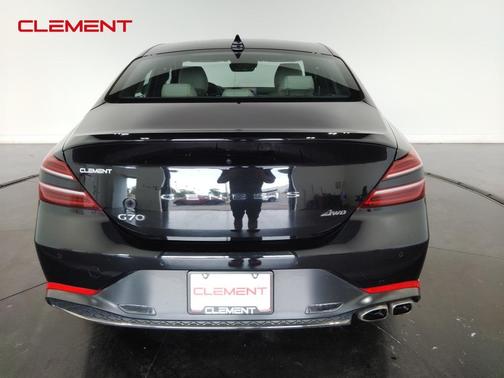 2023 Genesis G70 2.0T
