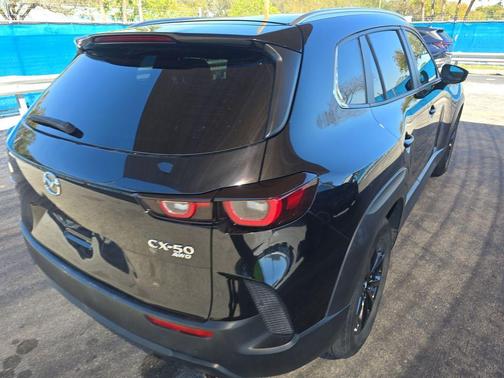 2024 Mazda CX-50 2.5 S Preferred Package
