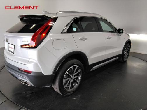 2022 Cadillac XT4 Premium Luxury