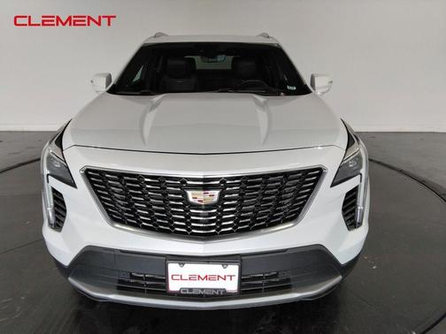 2022 Cadillac XT4 Premium Luxury