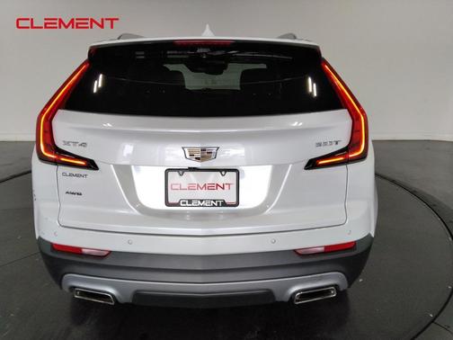 2022 Cadillac XT4 Premium Luxury