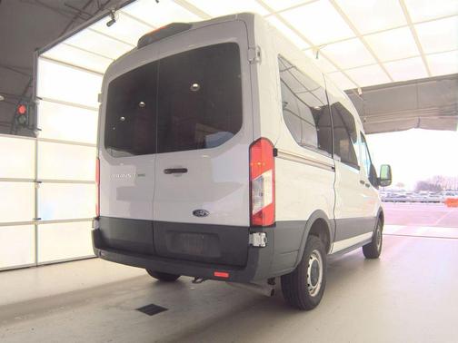 Oxford White 2021 Ford Transit-250 Base