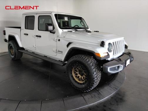 2023 Jeep Gladiator Overland