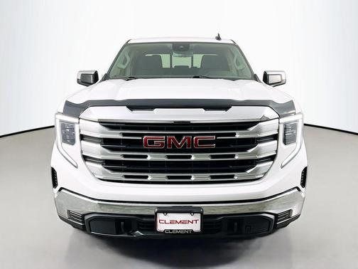 Summit White 2024 GMC Sierra 1500 SLE