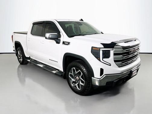 Summit White 2024 GMC Sierra 1500 SLE