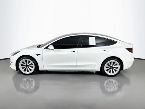 Green 2023 Tesla Model 3 Base