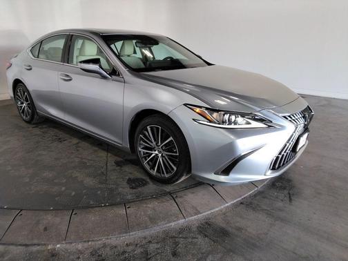 2022 Lexus ES 350 Base