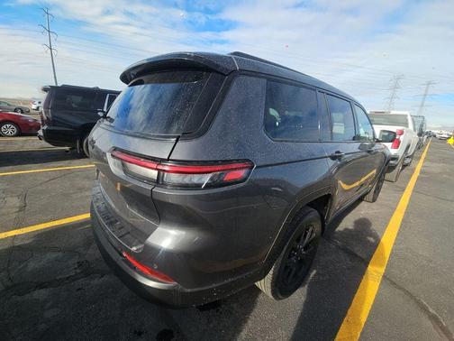 2024 Jeep Grand Cherokee L Laredo