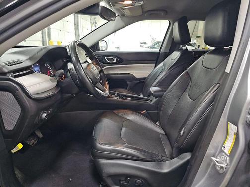 Billet Silver Metallic Clearcoat 2022 Jeep Compass Limited