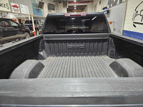 Pacific Blue Metallic 2022 GMC Sierra 1500 Limited SLE