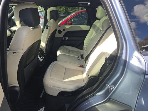 2020 Land Rover Range Rover Sport 3.0L Supercharged HSE