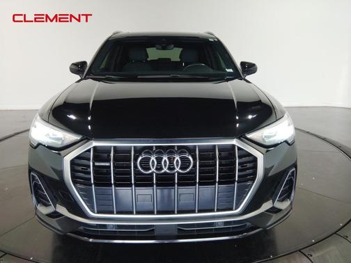 2021 Audi Q3 45 S line Premium
