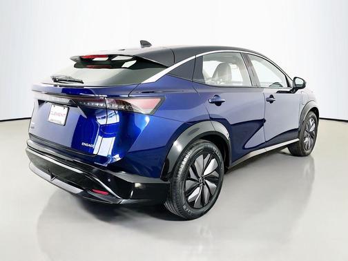 2t Blu Blk Roof 2024 Nissan ARIYA ENGAGE