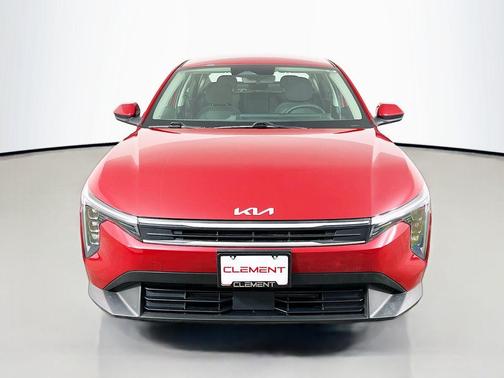 Currant Red 2025 Kia K4