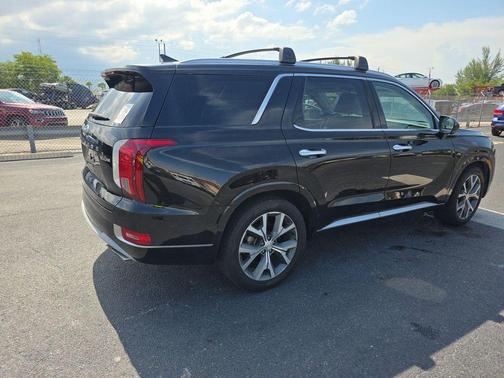 Abyss Black Pearl 2022 Hyundai PALISADE Limited
