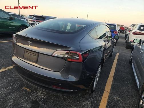2022 Tesla Model 3 Base