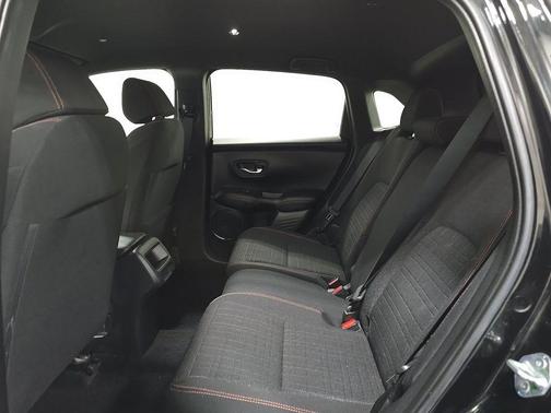 Crystal Black Pearl 2024 Honda HR-V Sport