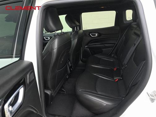 2022 Jeep Compass Altitude