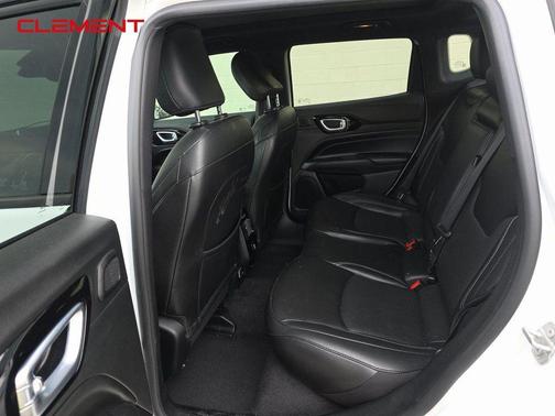 2022 Jeep Compass Altitude