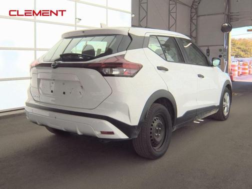 2022 Nissan Kicks S