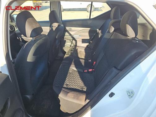 2022 Nissan Kicks S